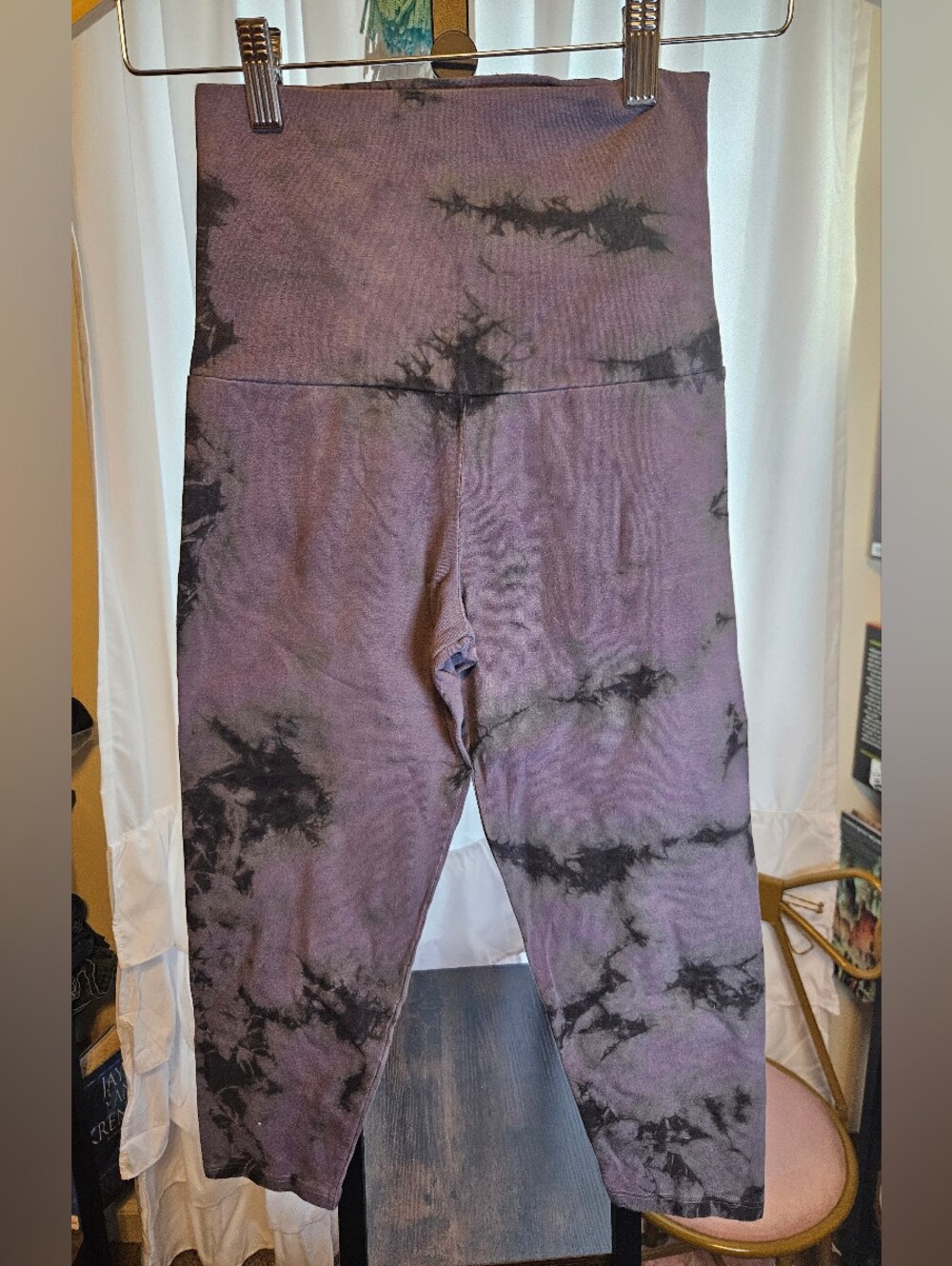 Groceries Hi Waist Capri Legging